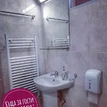 Konukevi коларски 3*
