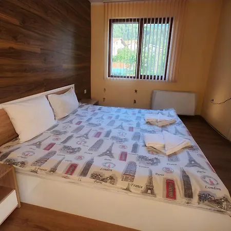 коларски 3*